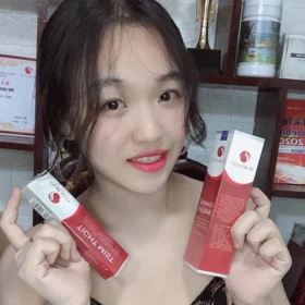 Khách hàng phản hồi dùng dung dịch vệ sinh phụ nữ thơm