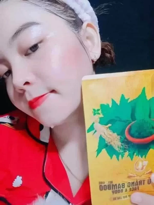 Bạn gái sử dụng ủ trắng