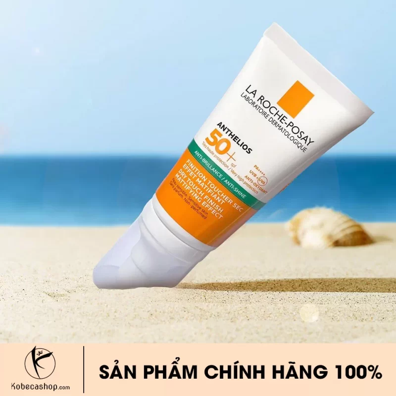 10 Bí quyết chăm sóc da cho dân văn phòng hiệu quả 6 Kem chống nắng La Roche-Posay kiểm soát dầu SPF50+ 50ml