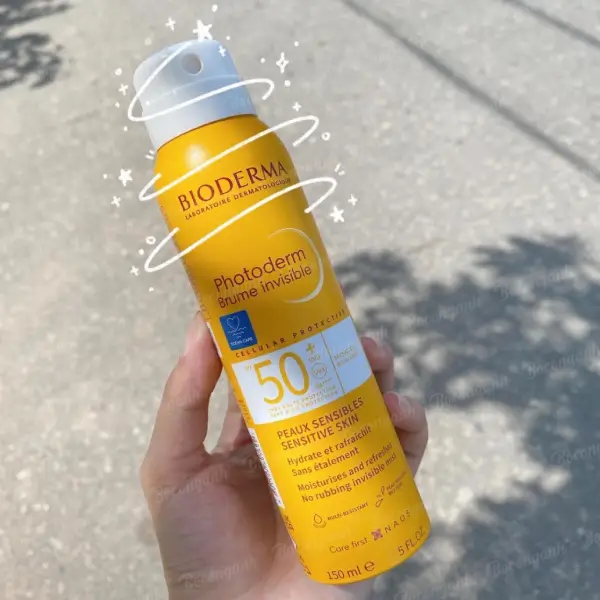 TOP 10 kem chống nắng đi biển tuyệt vời cho mùa hè 12 Xịt chống nắng Bioderma Photoderm Brume Invisible SPF 50+
