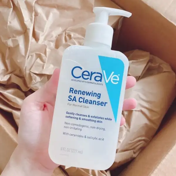 Review sữa rửa mặt Cerave có tốt không? Giá bán như thế nào? 7 Sữa rửa mặt tẩy tế bào chết Cerave Renewing SA Cleanser