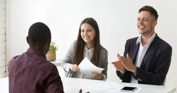Nguyên tắc trong giao tiếp, ứng xử thành công 4 Bắt đầu từ những người cùng mindset
