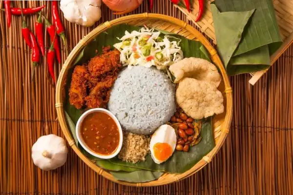 Kinh nghiệm du lịch Malaysia tự túc từ A – Z 7 Những món ăn mang đậm nét văn hóa và hương vị đặc trưng của đất nước Malaysia
