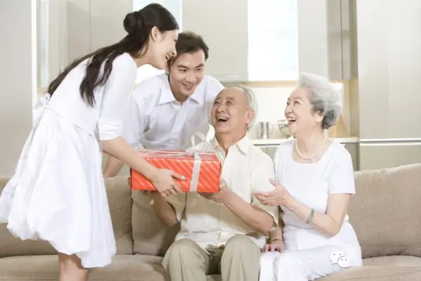 Yêu quý gia đình nhà chồng