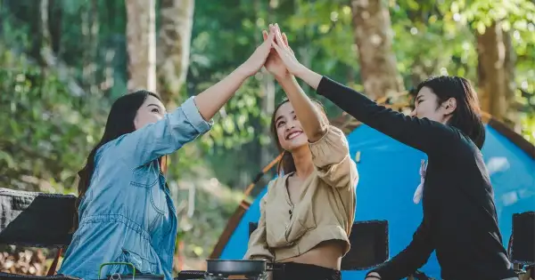Học tập, cập nhật kiến thức liên tục